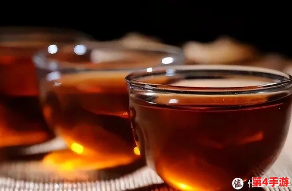 国產／級黃色：体验国产黄酒的独特魅力与风味，家庭聚会的绝佳选择与饮品推荐