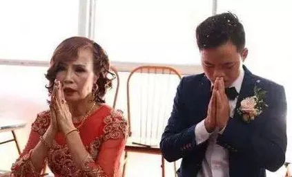 农民工村老妇奶BBWBBw:真实生活中的坚韧与温情,感受她们的故事与奋斗历程 农民工村老妇奶BBWBBw:真实生活中的坚韧与温情,感受她们的故事与奋斗历程