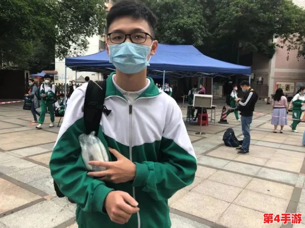 英语老师没戴口罩让我c了一跳,这种行为太不负责任 英语老师没戴口罩让我c了一跳,这种行为太不负责任
