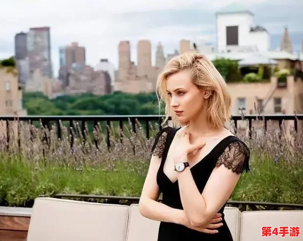 美女撒尿无遮挡秘 网站，网友热议：这样的内容真是让人惊讶，不知道会不会引发更多讨论和关注呢？