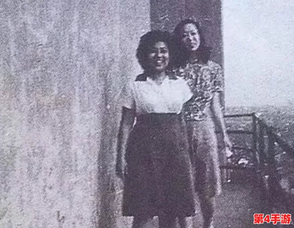 裙子里什么都没有去逛街，或许是对自由与轻松的追求，让我们在购物中感受无拘无束的快乐与自在