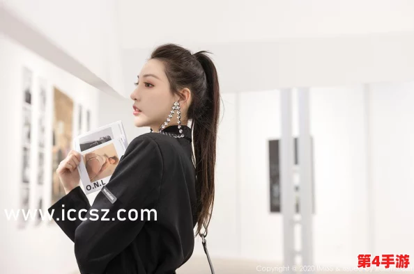 网友热议:XAX MANTA UZUN HAYA歌曲中文版,旋律动人,歌词深刻,让人感受到浓厚的情感与文化底蕴! 网友热议:XAX MANTA UZUN HAYA歌曲中文版,旋律动人,歌词深刻,让人感受到浓厚的情感与文化底蕴!
