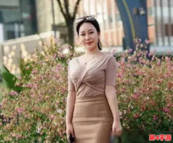四川小少妇BBAABBAA:揭秘她们的生活、爱情和职场经历 四川小少妇BBAABBAA:揭秘她们的生活、爱情和职场经历