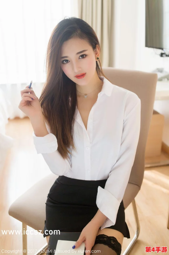 麻豆苏语棠美艳房东：魅力四射的精致生活与优雅气质相得益彰，令人心驰神往的完美寓所