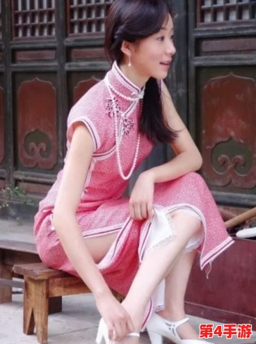 老妇伦丰满69ⅩⅩ，风华绝代，令人倾倒