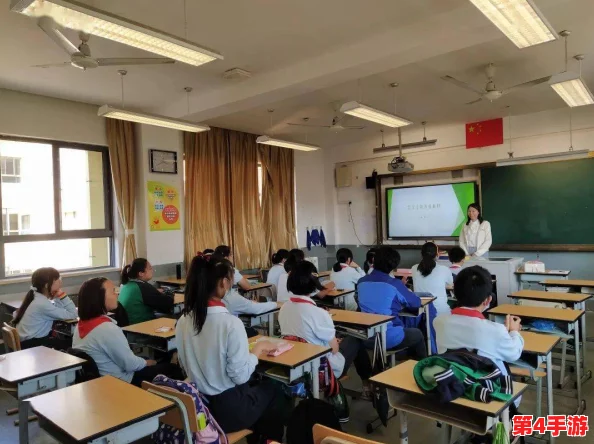 生物繁殖课老师拿班花做例子，课堂上引发学生热烈讨论与思考，促进了对生命科学的深入理解