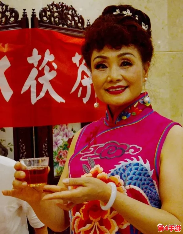 狄老八的三个媳妇艳玲：风华绝代，韵味无穷