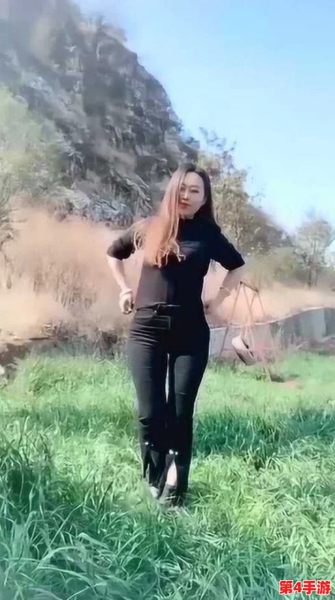 农村妇女野外BBwBBwBBw，畅享自然的田园生活与淳朴的乡村爱情故事
