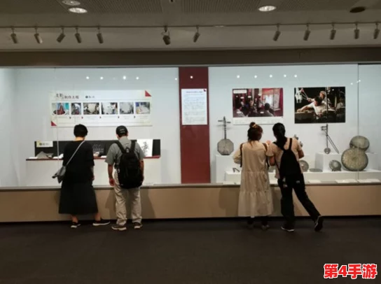 张津渝在国际艺术展上获奖，展示了中国传统文化的独特魅力与现代创新结合的作品