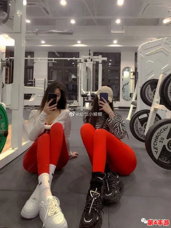 蜜臀91:在当今社交媒体时代,如何看待这一现象对年轻人审美观的影响与挑战? 蜜臀91:在当今社交媒体时代,如何看待这一现象对年轻人审美观的影响与挑战?