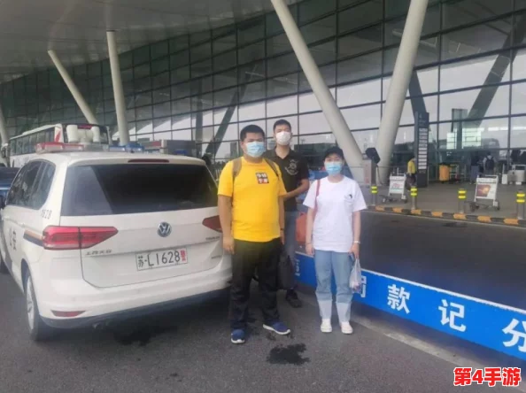 沟厕一盗摄一偷拍一HD:警方破获系列隐私侵犯案件,受害者人数持续上升引发社会关注 沟厕一盗摄一偷拍一HD:警方破获系列隐私侵犯案件,受害者人数持续上升引发社会关注