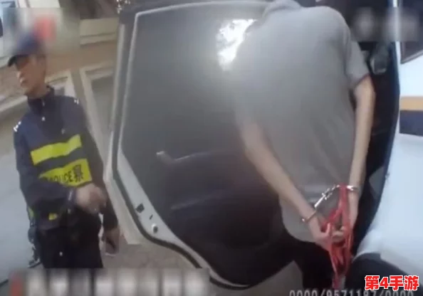 胆大的搓澡工GaysexChinese:一名搓澡工因其大胆行为在社交媒体上引发热议,成为网络新星 胆大的搓澡工GaysexChinese:一名搓澡工因其大胆行为在社交媒体上引发热议,成为网络新星