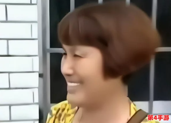 宝贝看镜子我是怎么爱你的图：透过镜子反射出的亲情与爱的深刻表达，展现了无尽的温暖与关怀