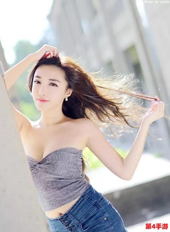 大陆熟婦丰滿多毛，风华绝代魅力无双