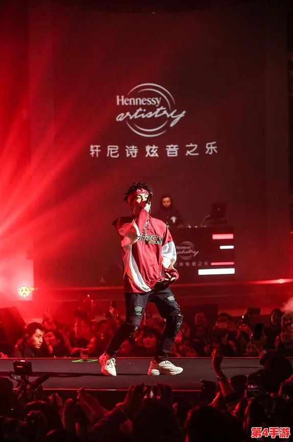 12岁rap:年轻才俊在音乐舞台上崭露头角,展现独特风格与创作才能引发热议 12岁rap:年轻才俊在音乐舞台上崭露头角,展现独特风格与创作才能引发热议