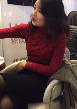 少妇BBBBB:她的生活故事引发了无数人的关注与讨论,背后隐藏着怎样的人生经历和情感纠葛? 少妇BBBBB:她的生活故事引发了无数人的关注与讨论,背后隐藏着怎样的人生经历和情感纠葛?