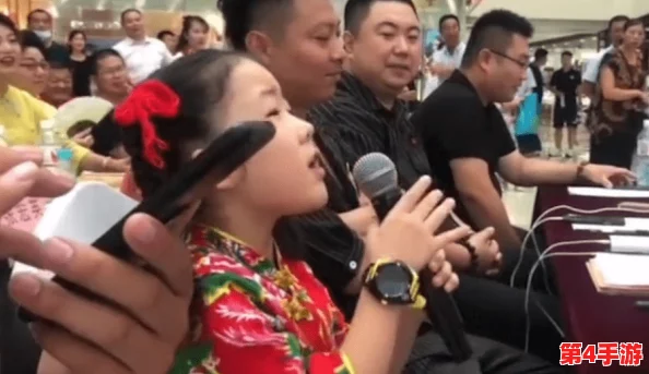 东北老阿姨叫的没谁了吗?她与年轻小伙子约会被拍,网友纷纷围观热议! 东北老阿姨叫的没谁了吗?她与年轻小伙子约会被拍,网友纷纷围观热议!