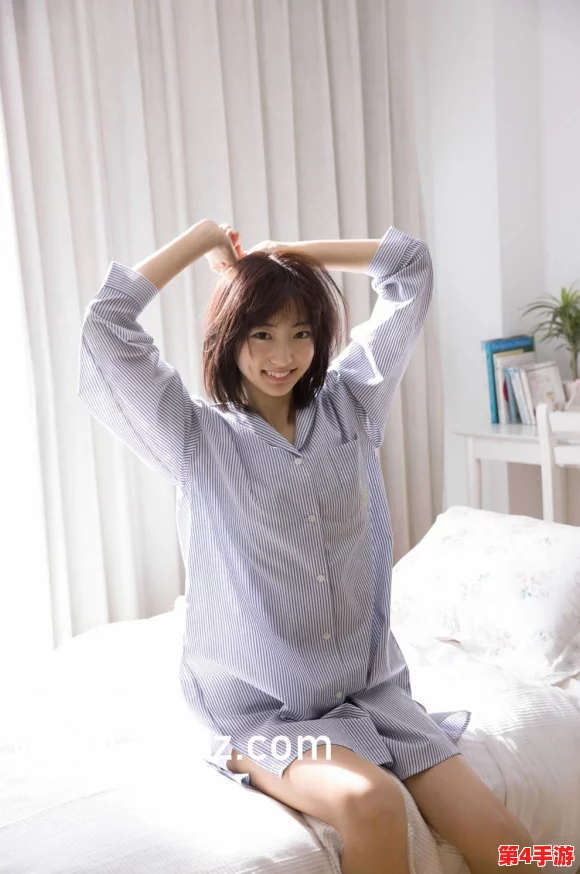 少妇搡BBBB搡BBB搡AA,现场目击者称气氛紧张,引发众人围观并讨论事件背后的原因与影响 少妇搡BBBB搡BBB搡AA,现场目击者称气氛紧张,引发众人围观并讨论事件背后的原因与影响