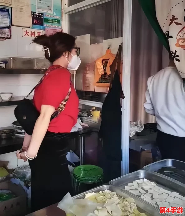清风阁爱干：老板娘与厨师传绯闻，内部员工曝光店内秘密交易纠纷