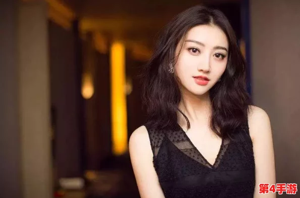 三年片大全免费观看:某知名导演被曝与女演员秘密恋情,网友热议新剧是否受影响! 三年片大全免费观看:某知名导演被曝与女演员秘密恋情,网友热议新剧是否受影响!
