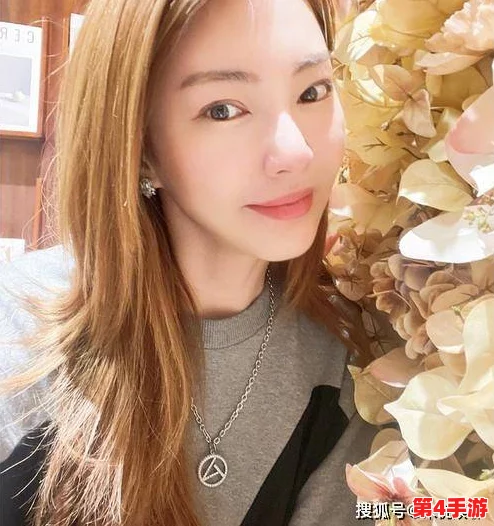 虎白女粉一线天白馒头图片,竟然引发了网友热议,她们的真实身份和背后的故事让人惊讶不已! 虎白女粉一线天白馒头图片,竟然引发了网友热议,她们的真实身份和背后的故事让人惊讶不已!
