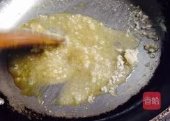 独家揭秘:法式鹅肝的优雅获取途径,搭配芒果卷的美味秘籍大公开! 独家揭秘:法式鹅肝的优雅获取途径,搭配芒果卷的美味秘籍大公开!